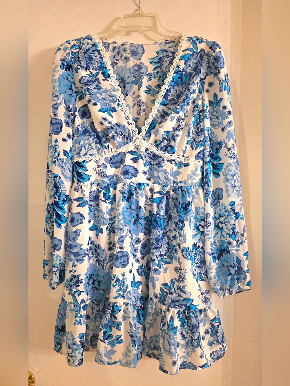 White and Blue Floral Lace-Trim Long Sleeve Mini Dress